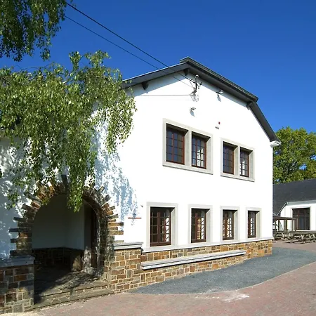 In Deiffelt Near Forest, Cleaning Included Deyfeldt